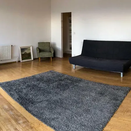 Chill House